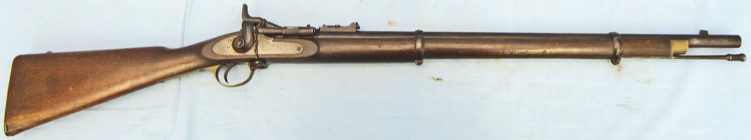 Royal Small Arms Factory (Enfield) Enfield, 1860 Dated, Snider 2 Band .577 Obsolete Calibre Short Rifle, Chained Nipple Protector & 1 x Inert Deactivated Round Marked to; the 66th Regiment of Foot. - A 1124 Single Shot .577 Snider Rifle - {CATEGORY} in 