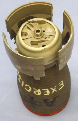 INERT DEACTIVATED. BL755 Anti-Tank & Runway Cratering Bomblet. - O 2061 INERT DEACTIVATED. BL755 Anti-Tank & Runway Cratering Bomblet. - O 2061  Other Ammunition 