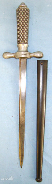 Francais Armes & Cycles St Etienne  Knive
