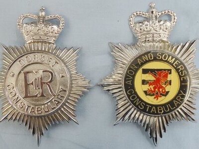 Pair* Dorset Constabulary & Avon and Somerset Constabulary Helmet Plates. BA 887. Pair* Dorset Constabulary & Avon and Somerset Constabulary Helmet Plates. BA 887.  Antique & Militaria