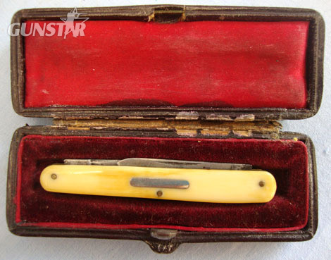 Victorian Cased Pocket Knife Made In Sheffield With Two Blades Knive in 