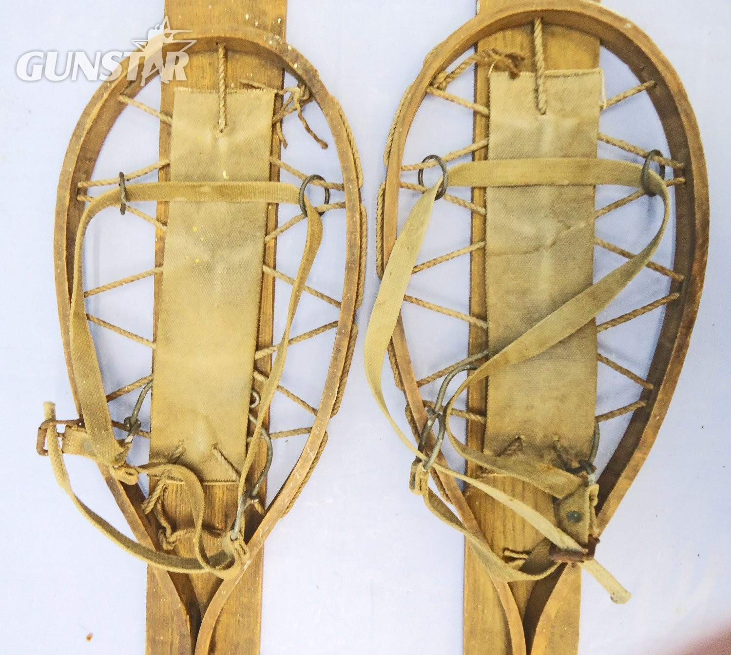  British, WW2, 1942 Dated, Commando Ski Snowshoes. - MISC 1017 British, WW2, 1942 Dated, Commando Ski Snowshoes. - MISC 1017 Antique & Militaria