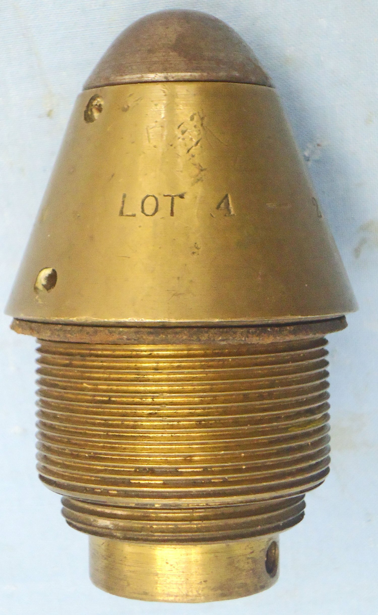 INERT DEACTIVATED. **MINT** Rare, Strippable, British WW1 British No 100 Percussion Nose Fuze For High Explosive & Smoke Rounds. - O 2184 INERT DEACTIVATED. **MINT** Rare, Strippable, British WW1 British No 100 Percussion Nose Fuze For High Explosive & Smoke Rounds. - O 2184  Other Ammunition - {CATEGORY}