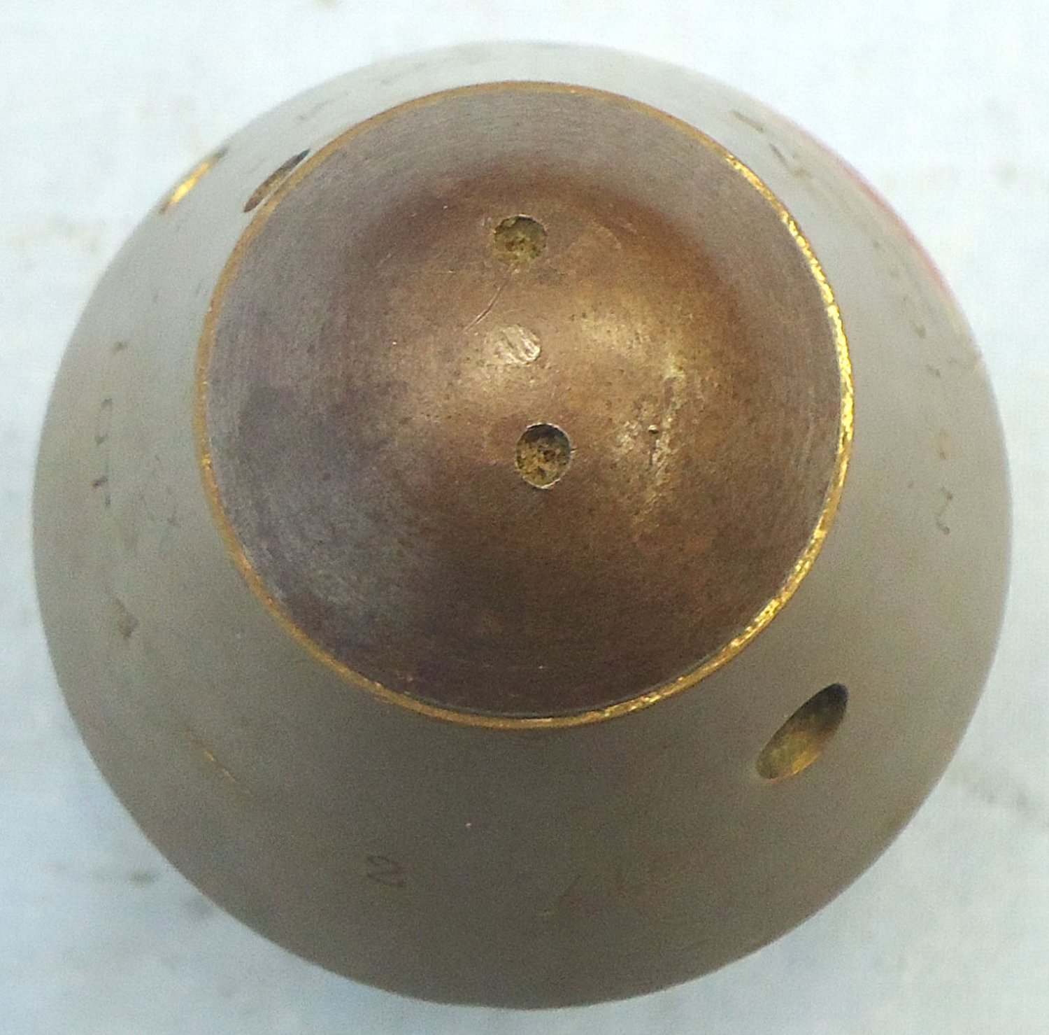 {CATEGORY} - INERT DEACTIVATED. **MINT** Rare, Strippable, British WW1 British No 100 Percussion Nose Fuze For High Explosive & Smoke Rounds. - O 2184 INERT DEACTIVATED. **MINT** Rare, Strippable, British WW1 British No 100 Percussion Nose Fuze For High Explosive & Smoke Rounds. - O 2184  Other Ammunition in 
