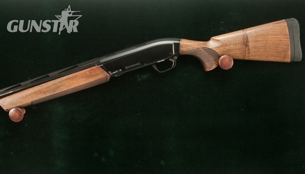 Browning Maxus Super Magnum Semi-Auto 12 Bore/gauge in 
