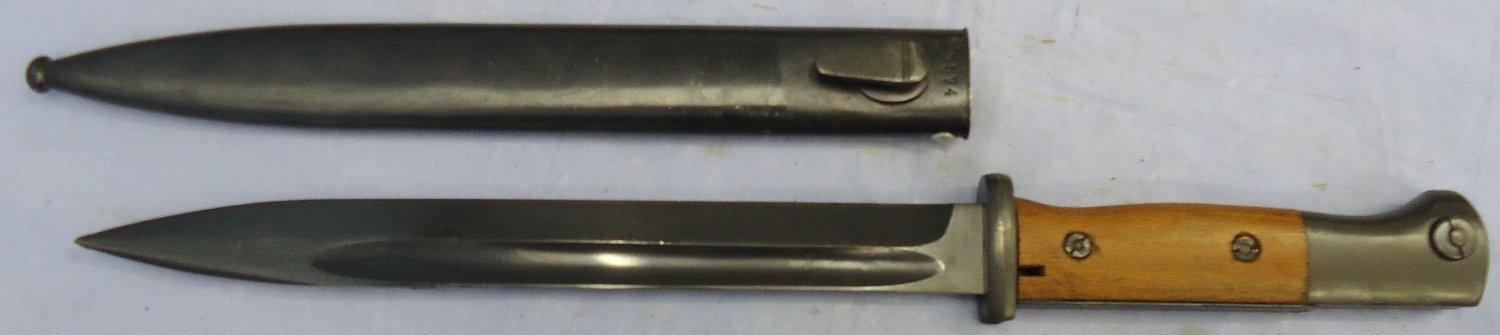 WW1 Imperial German Model 84/98 Bayonet by E. & F. Hörster & Co. Solingen & Scabbard Reworked Post WW1 for Police Issue. BAYO 368 Bayonet 