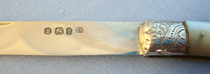  Victorian Silver Bladed Hallmarked 1896-1897 Sheffield Pocket Knife With Mother  Knive