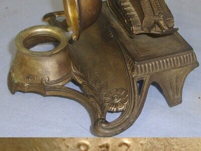 WW1 French Trench Art Spelter Desk Top Ink Well & Pen Stand Combination Featuring The Iconic Renault Model FT-17 Tank & Hinged French Infantry Adrian Combat Helmet. Sn 23014  Antique & Militaria
