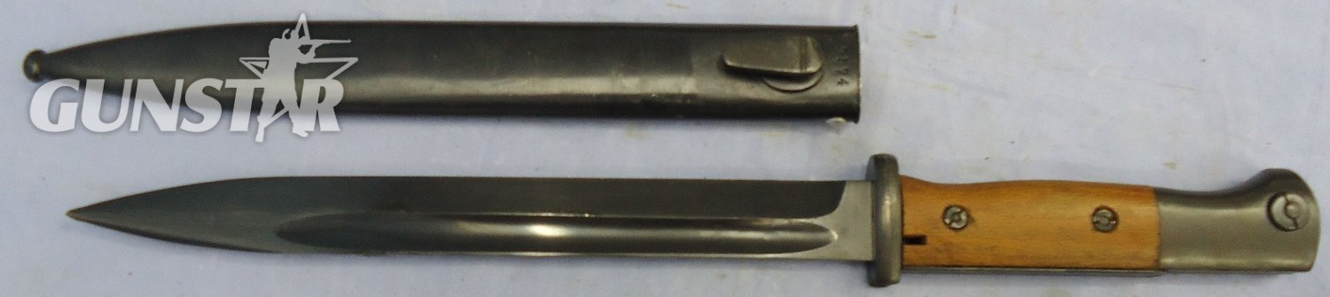 WW1, 1917 Dated, Imperial German, Pattern 98/05 Sawback Butcher Bayonet & Matching Scabbard by Waffenfabrik Mauser. BAYO 369 Bayonet 