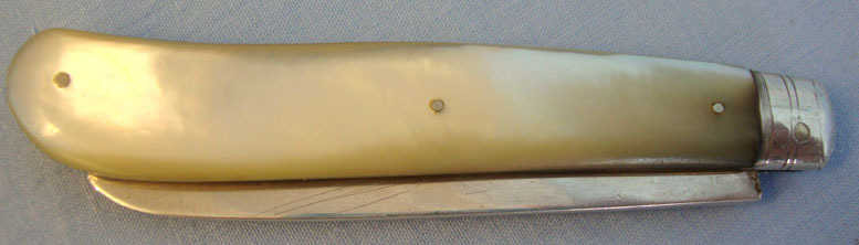 Victorian Silver Bladed Hallmarked 1900-1901 Sheffield Pocket Knife With Mother  Knive