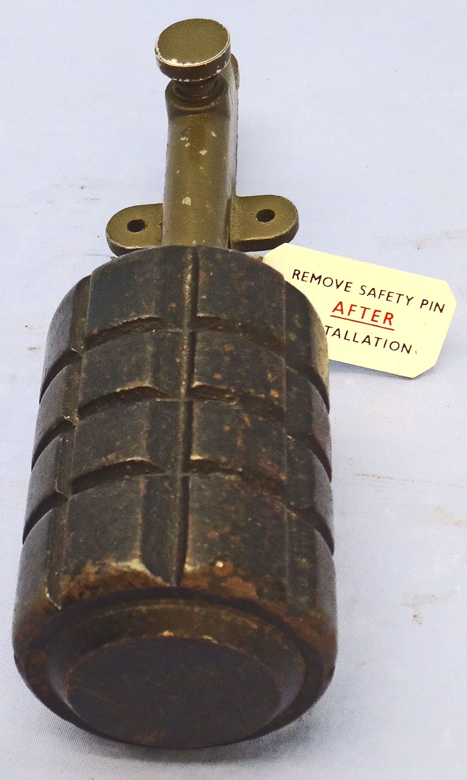INERT DEACTIVATED. American Vietnam War Era, M1 Booby Trap Pressure Firing Fuze With An Adapted Grenade Head By OL. - O 2050 INERT DEACTIVATED. American Vietnam War Era, M1 Booby Trap Pressure Firing Fuze With An Adapted Grenade Head By OL. - O 2050  Other Ammunition - {CATEGORY}