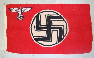 NEW TO COLLECTORS MARKET IN STORAGE SINCE 1960\'s / 70\'s**WW2 Nazi Kriegsmarine ‘E Boat’ Battle Flag With Indistinct Ink Maker & Size Markings. Sn 21385:14  Antique & Militaria