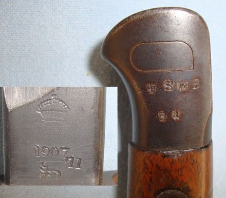 RARE**MINT**WW1 GALLIPOLI, British 1911 Dated 1st Pattern Hook Quillion P1907 Bayonet Regiment Marked ‘4 SWB’ To The 4th Battalion South Wales Borderers, 1st Type Scabbard & 1908 Pattern Webbing Frog With Helve Carrier Strap. BAYO 202 Bayonet