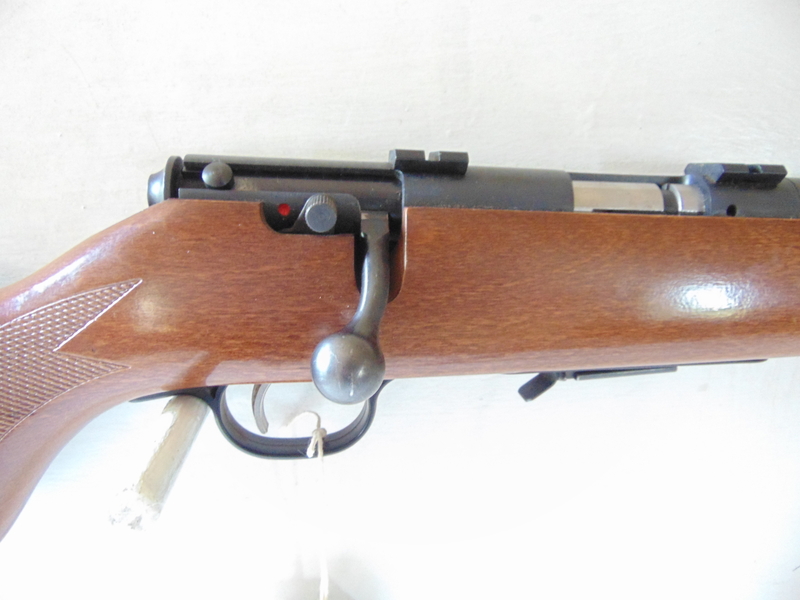 Savage Arms Model 93 Bolt Action .17 Hornady Magnum Rimfire (.17 HMR) Rifle