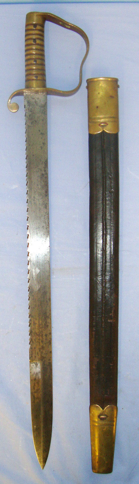  MATCHING DATES**1896 Dated British WD 1856 Pattern Wilkinson London Pioneer’s Sawback Short Sword Sidearm With Brass Hilt & 1896 WD Scabbard. Sn 21062 Sword