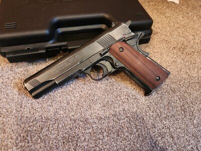 Umarex 1911 Antique finish .177 PELLET Air Pistol