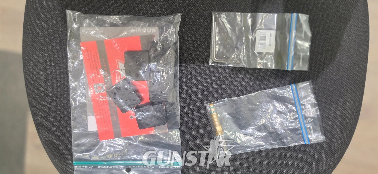 {CATEGORY} - Umarex Walther Reign M2 (LIKE NEW WITH BOX + 5 MAGS + MAG HOLDER) Walther Reign M2 .177 in 