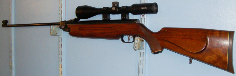  AKAH ‘Akah’ .22 Air Rifle with Hawke 3-9x50 Scope. AI 806. .22