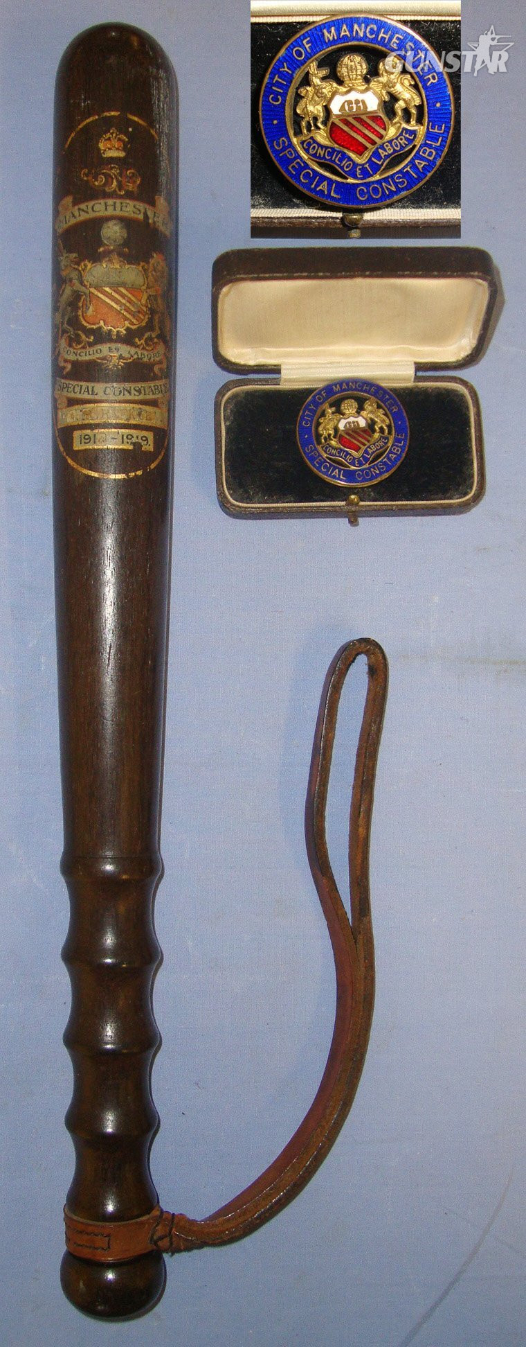 RARE**WW1 Era 1914-1919, Manchester Special Constable\'s Lignum Vitae Tropical Hardwood Polychrome Decorated Presentation Truncheon By J Tyzack & Son Sheffield With King’s Crown, Heraldic Arms & Associated Cased KC City Of Manchester SC\'s Pin Badge. Sn  Antique & Militaria in 