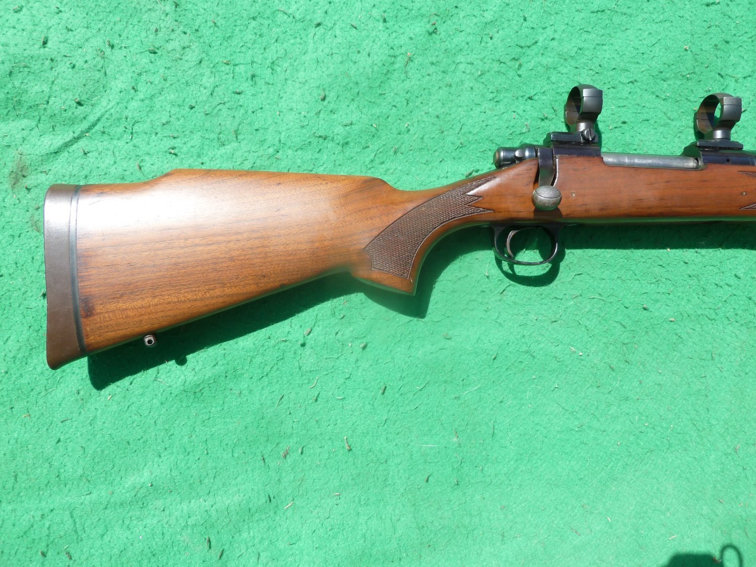  Remington 700 Bolt Action 7mm Remington Magnum Rifle