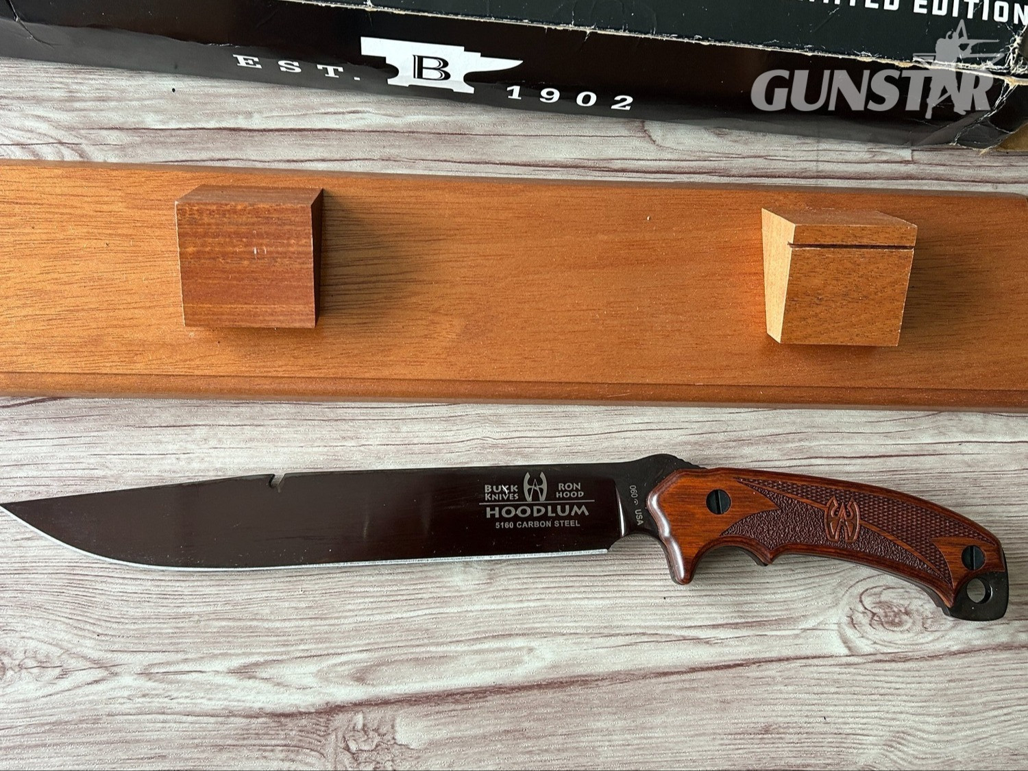 Buck Heritage Collection Limited Edition Hoodlum w/ Mahogany Stand /500 Hunting Knive