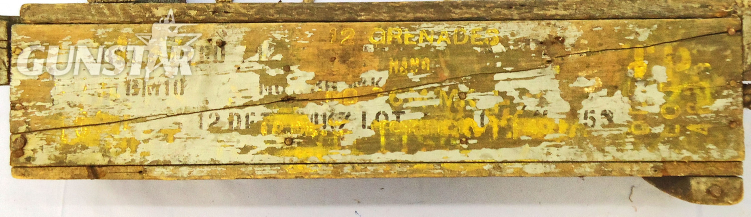 {CATEGORY} - British, WW2 Era, Mills No 36 Hand Grenade Wooden Box G.36 Mark I For 12 36 M grenades and accessories. Sn - 21195 British, WW2 Era, Mills No 36 Hand Grenade Wooden Box G.36 Mark I For 12 36 M grenades and accessories. Sn - 21195  Other Ammunition