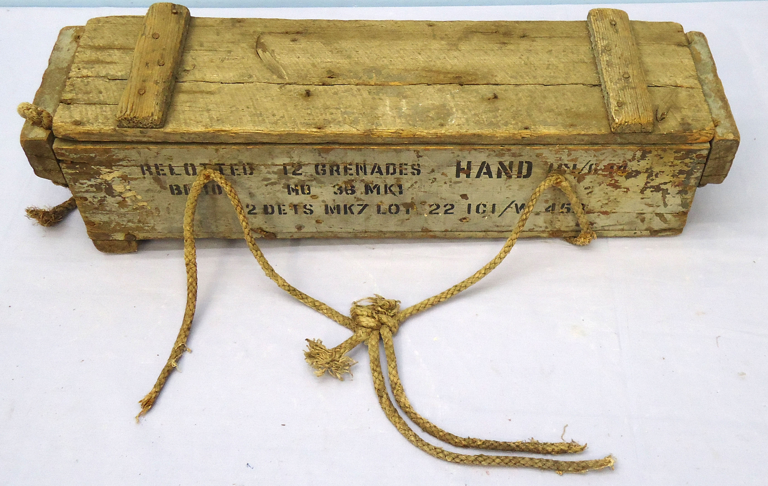British, WW2 Era, Mills No 36 Hand Grenade Wooden Box G.36 Mark I For 12 36 M grenades and accessories. Sn - 21195 British, WW2 Era, Mills No 36 Hand Grenade Wooden Box G.36 Mark I For 12 36 M grenades and accessories. Sn - 21195  Other Ammunition - {CATEGORY} in 