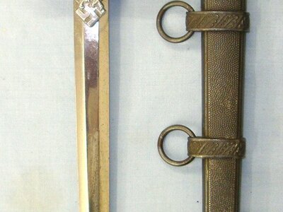 WW2 Era Nazi German Luftwaffe 2nd Pattern Officer\'s Dagger By WKC (Weyersberg Kirschbaum & Cie) Solingen & Scabbard. Sn 22379 Dagger