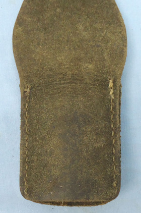  Italian WW2 Era, Model 1891 Carcano Leather Bayonet Frog. - L 262 Bayonet