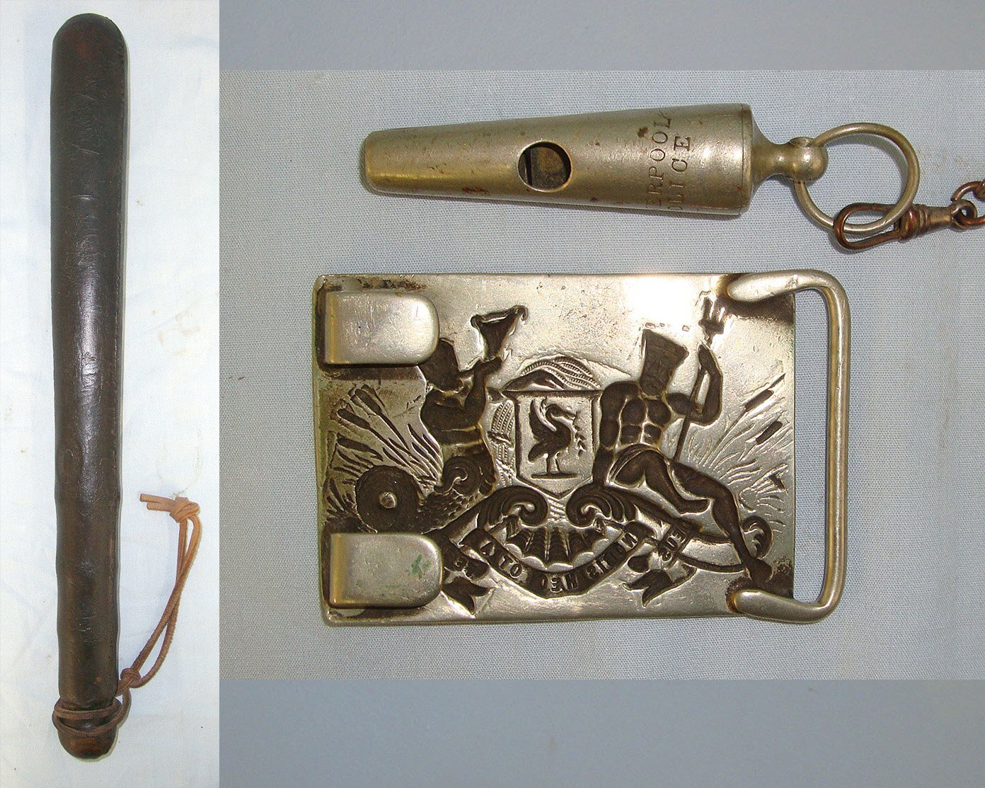  Antique & Militaria