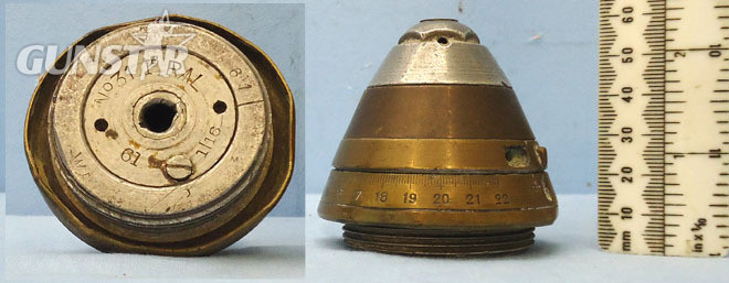  INERT DEACTIVATED. British Early WW1 4 Inch Light Trench Mortor With No. 31 Fuse INERT DEACTIVATED. British Early WW1 4 Inch Light Trench Mortor With No. 31 Fuse Antique & Militaria