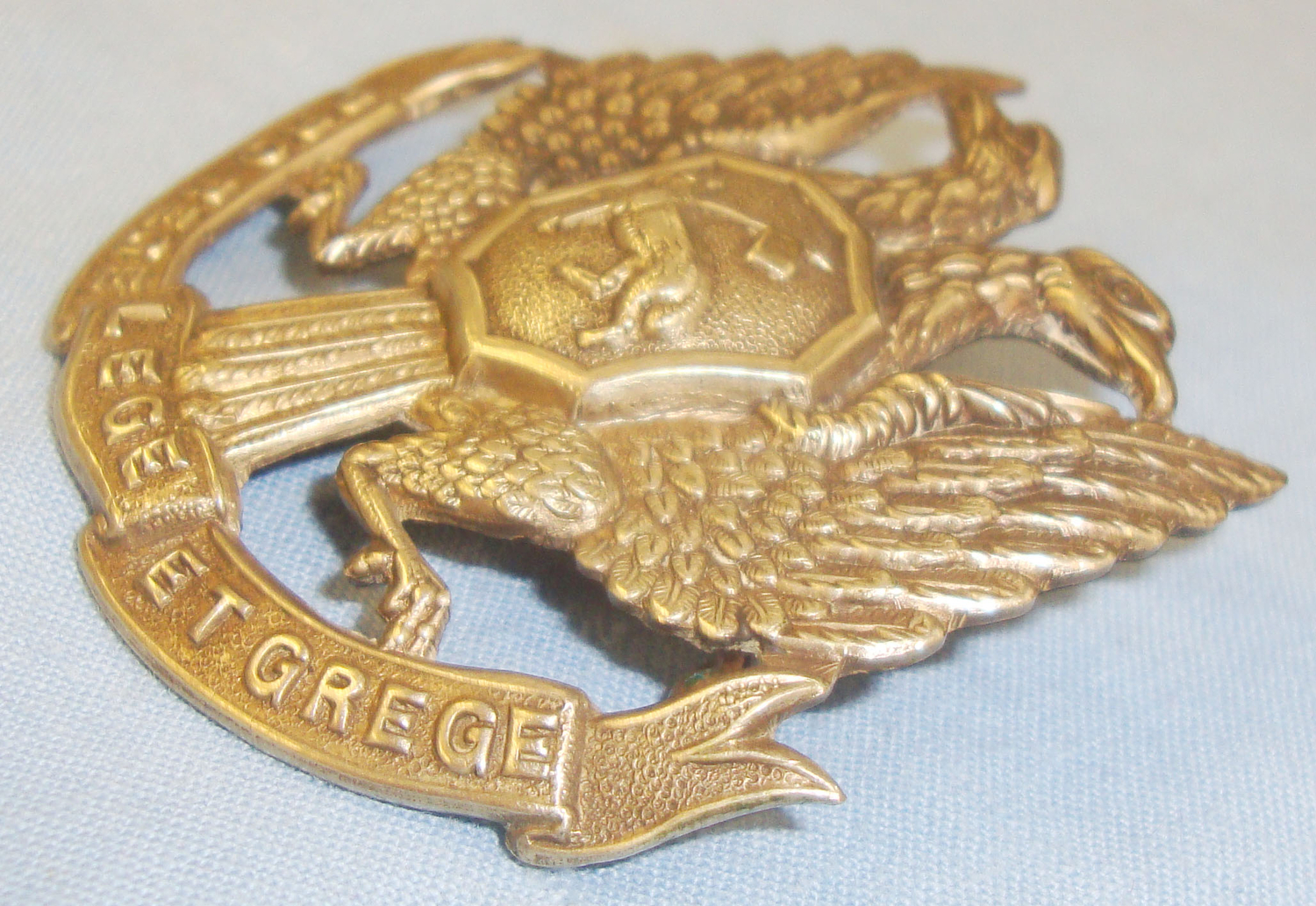 The 4th (Perthshire) Volunteer Battalion (The Black Watch) Royal Highlanders Cap Badge with Lugs. BA 432. The 4th (Perthshire) Volunteer Battalion (The Black Watch) Royal Highlanders Cap Badge with Lugs. BA 432. Antique & Militaria