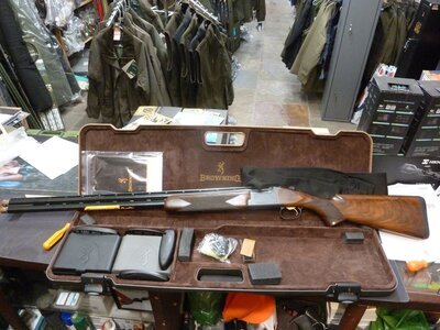 Browning Ultra XS Pro Over and Under 12 Bore/gauge