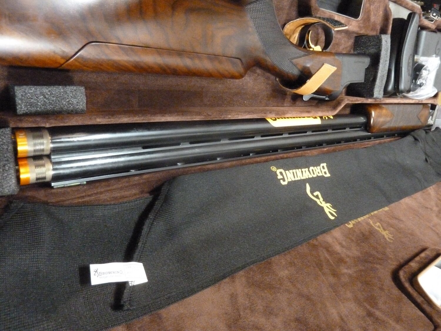 Browning Ultra XS Pro Over and Under 12 Bore/gauge - {CATEGORY}
