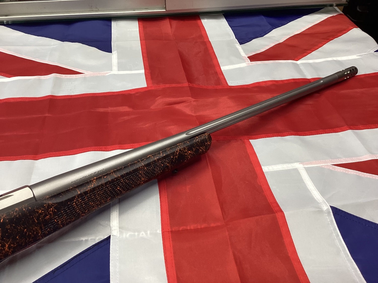 Tikka T3 ROUGTH-TEC EMBER Bolt Action 6.5 Creedmoor Rifle - {CATEGORY} in 