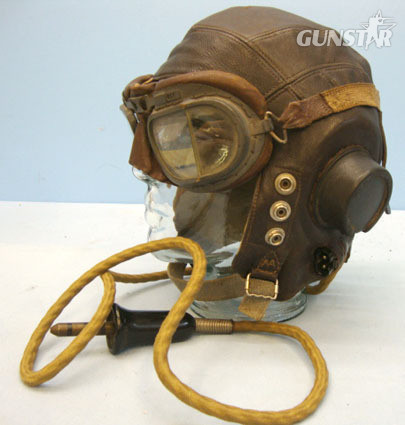 Royal Air Force 'C' Type Leather Flying Helmet Size 7 - 7 1/4" & A Pair Of Flyin Royal Air Force 'C' Type Leather Flying Helmet Size 7 - 7 1/4" & A Pair Of Flyin Clothing in 