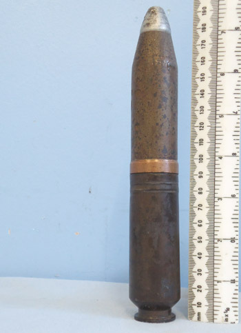 INERT DEACTIVATED. WW2 1945 Dated German 30 mm MK108 (30x90RB) Tar Filled Practice (M geschloss) Aircraft Cannon Round. - O 1089 INERT DEACTIVATED. WW2 1945 Dated German 30 mm MK108 (30x90RB) Tar Filled Practice (M geschloss) Aircraft Cannon Round. - O 1089  Other Ammunition - {CATEGORY} in 