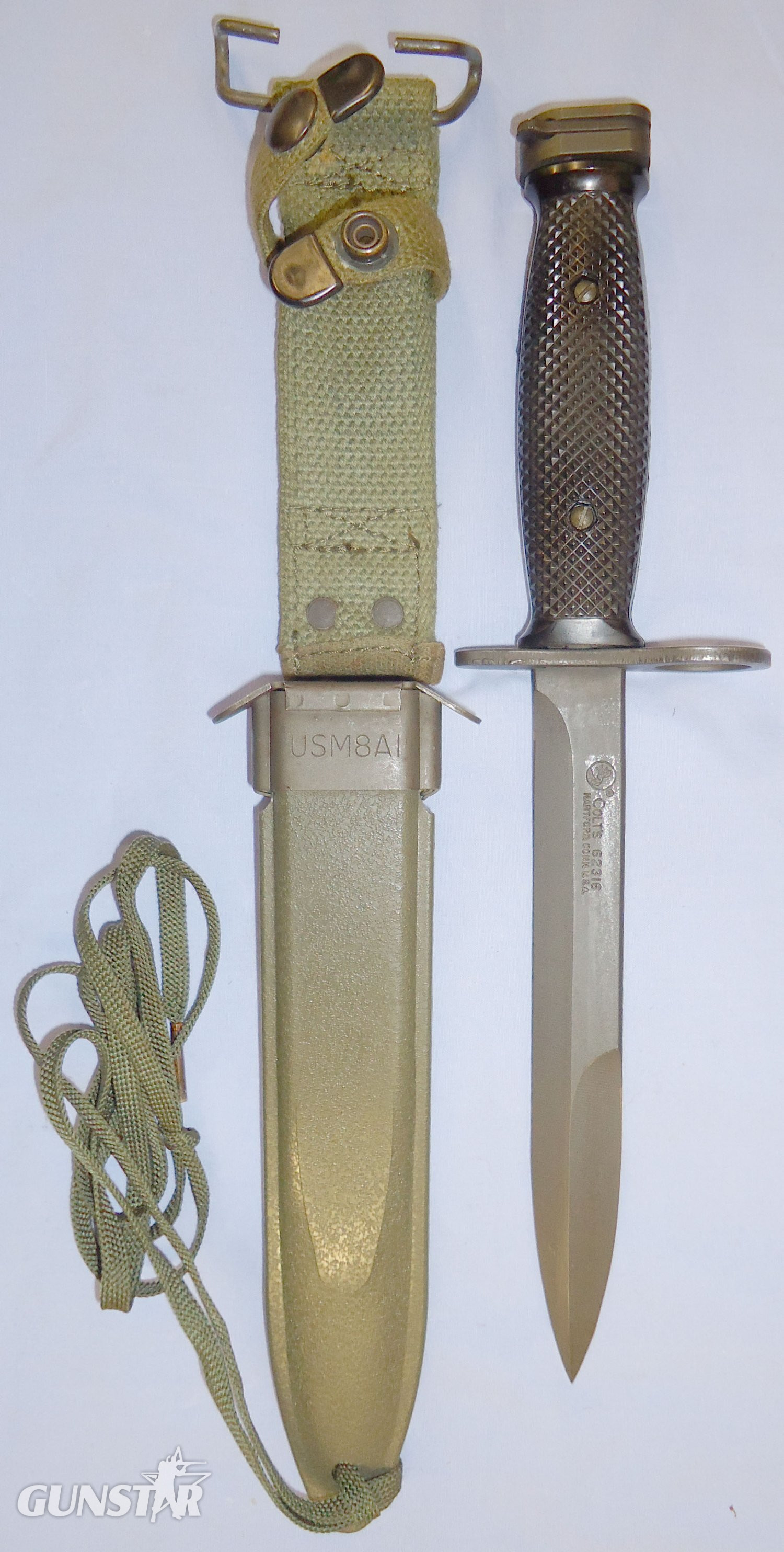 Scarce* U.S M7 Bayonet & M8A1 Sheath by Manufacturer Colt for the M16 Rifle. 22233. Bayonet in 
