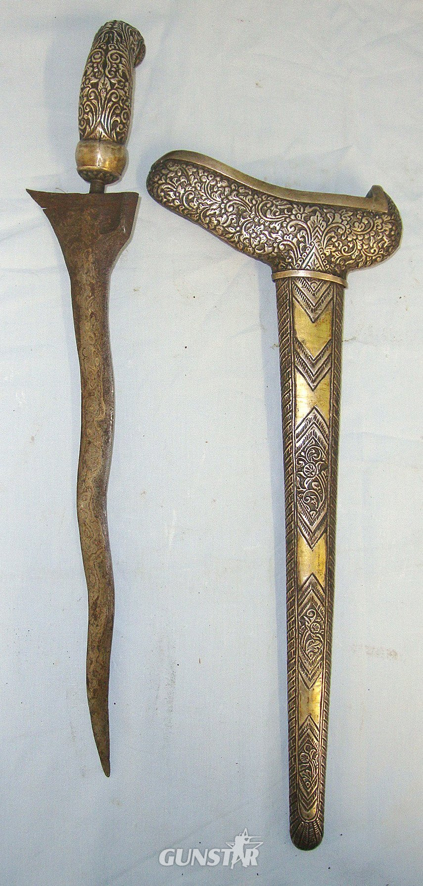  Late 1800's- Early 1900's, Large Malayan Native Kris Dagger With Ornate Metal Hilt & Scabbard, Hand Forged Acid Wash Blade. Sn 23677 Other Blade