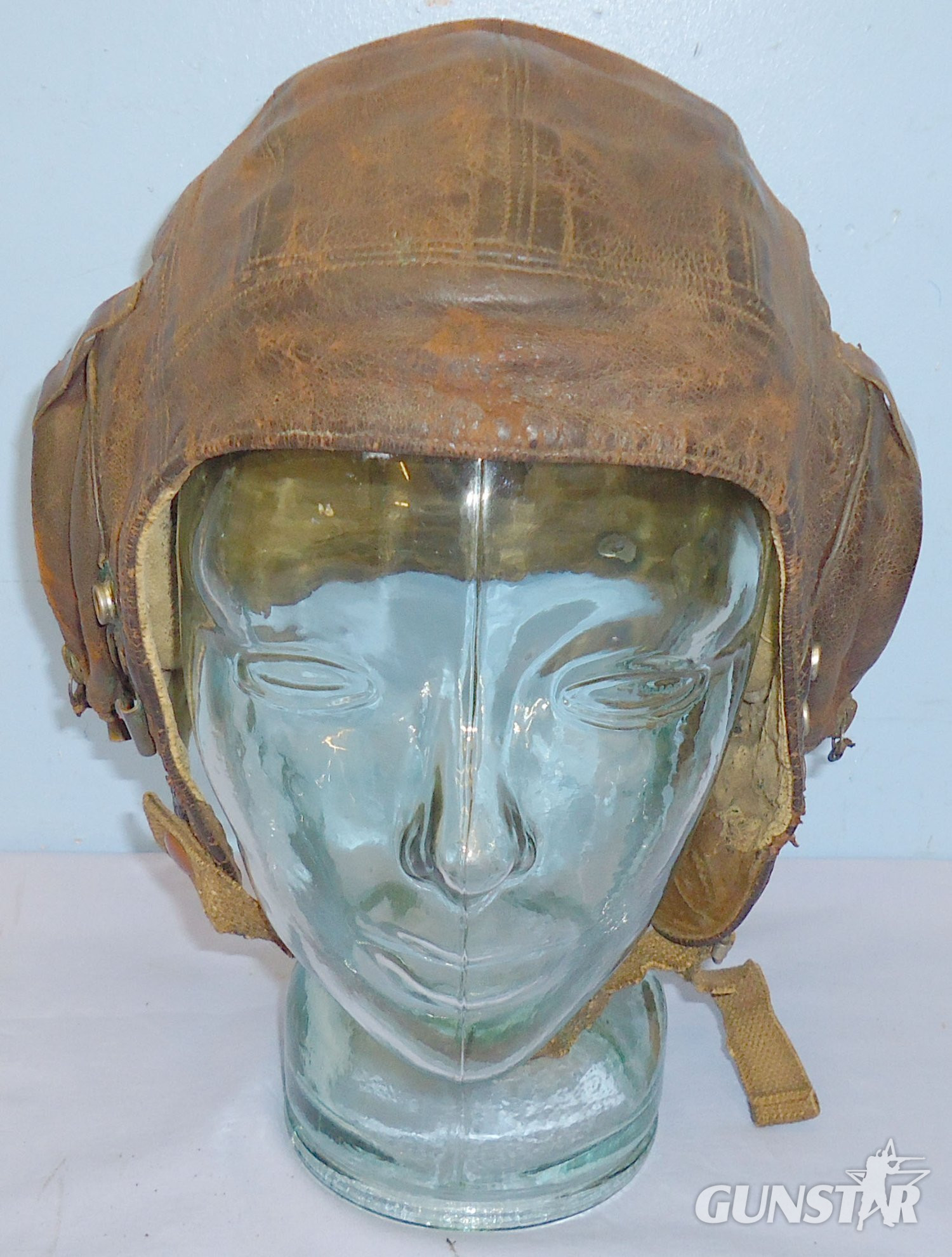 WWII Royal Navy Fleet Air Arm Second Pattern Type C Pilots Flying Helmet. 21667. WWII Royal Navy Fleet Air Arm Second Pattern Type C Pilots Flying Helmet. 21667.   Antique & Militaria in 