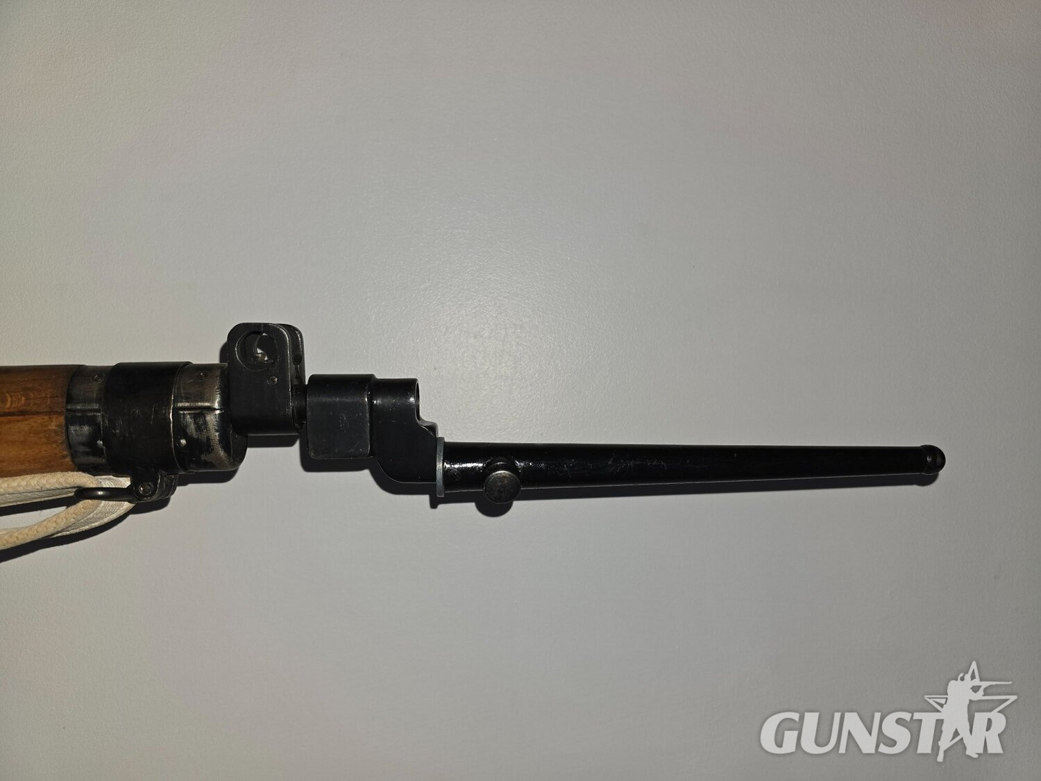 Lee Enfield smle Bolt Action .303 Rifle - {CATEGORY}