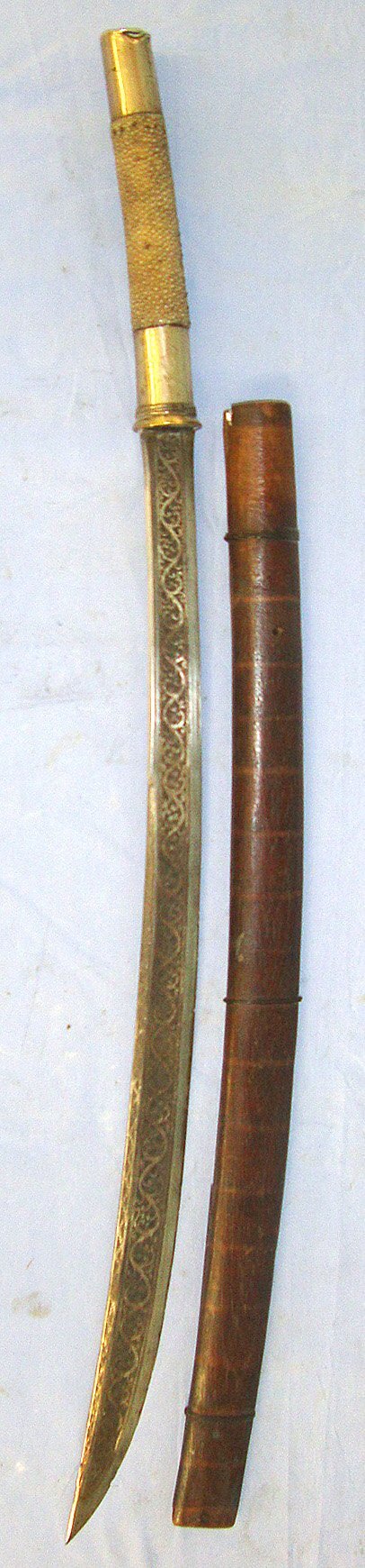  19th Century Indochina / Burmese Dha (aka Dah) Sword With Siver Mounted Fish Skin Covered Hilt & Tropical Wood Scabbard. Sn 23763 Sword