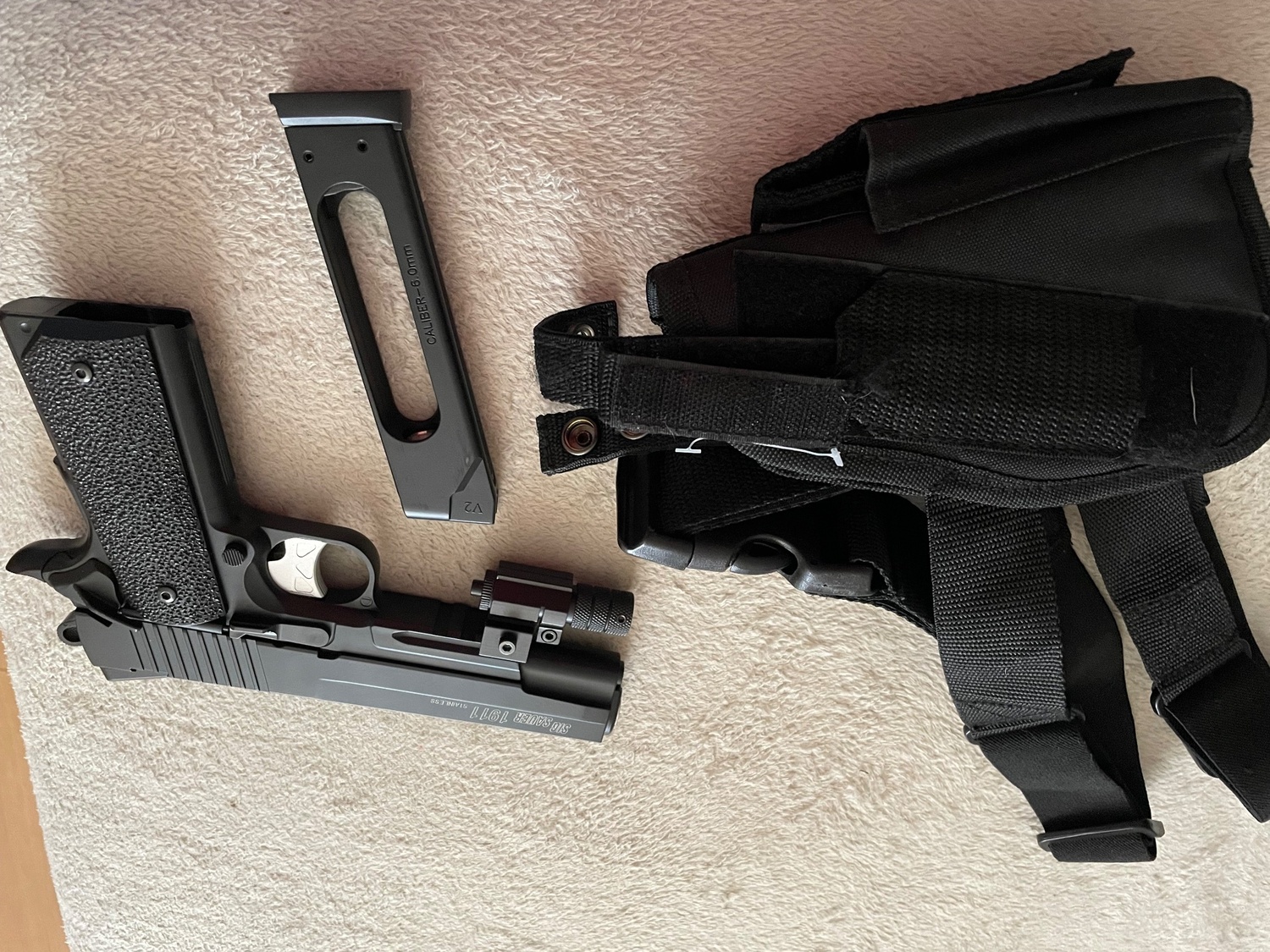 Sig Sauer 1911 (Taiwan) Sig Sauer 1911, 6.00mm. 1,0 J Maxi 6 mm