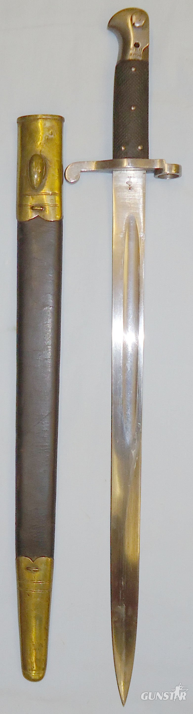 British P1887 MK.I Regimentally Marked Enfield Martini Sword Bayonet and Scabbard. 21519. Bayonet in 