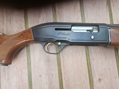 Beretta A303 Semi-Auto 12 Bore/gauge