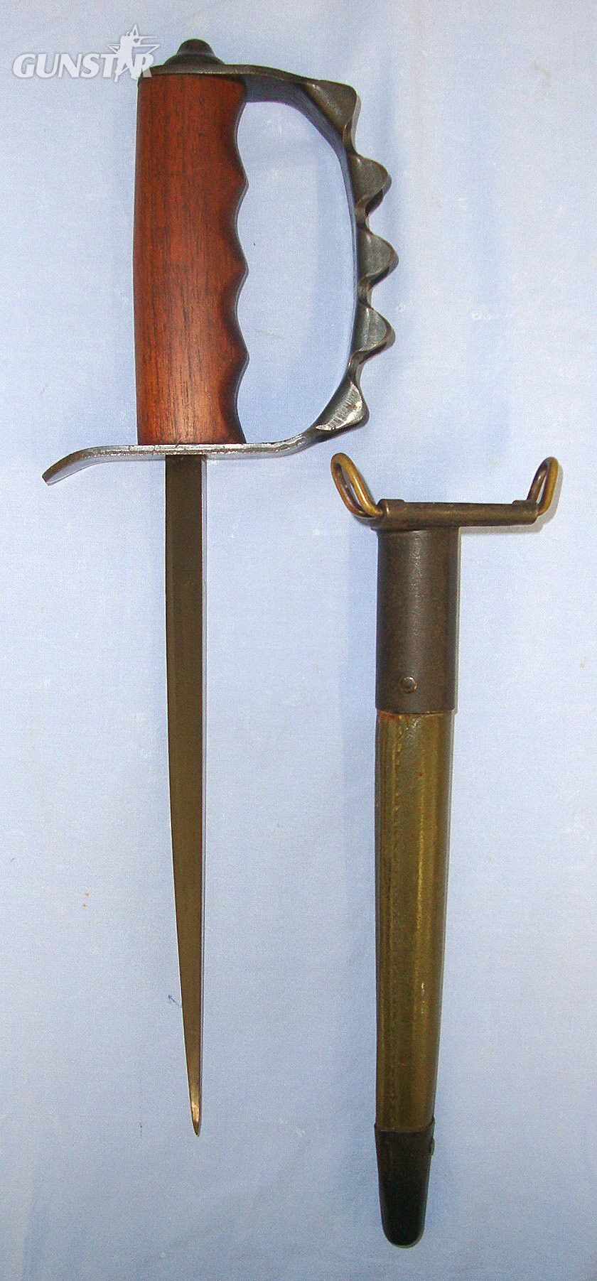 MINT**Un-issued**RARE**ORIGINAL**WW1 U.S. Military Diston & Sons Design Model 1917- 1918 Trench / Fighting Knife By American Cutlery Co (A.C. Co.) & 1918 Jewell Scabbard. Sn 23548 Knive in 
