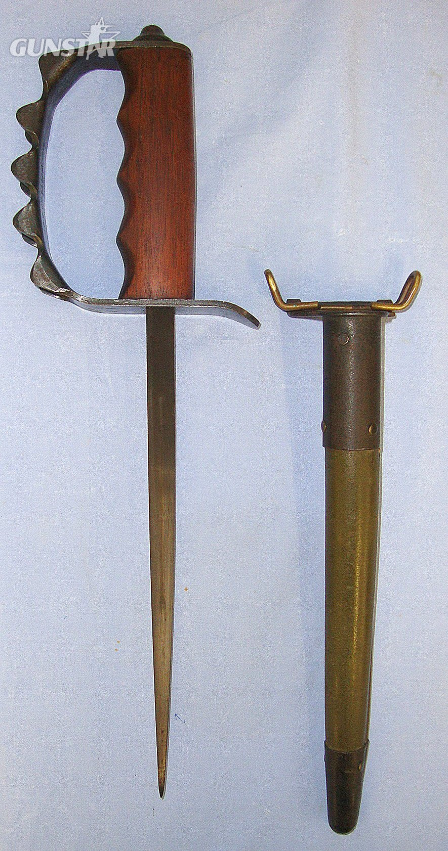  MINT**Un-issued**RARE**ORIGINAL**WW1 U.S. Military Diston & Sons Design Model 1917- 1918 Trench / Fighting Knife By American Cutlery Co (A.C. Co.) & 1918 Jewell Scabbard. Sn 23548 Knive