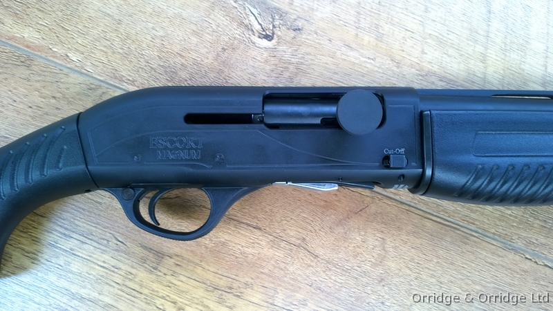 Hatsan Arms Escort Magnum Semi-Auto 12 Bore/gauge - {CATEGORY} in 
