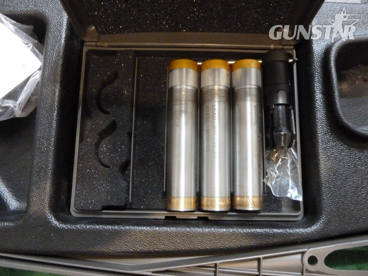Browning B725 Sporter Over and Under 12 Bore/gauge