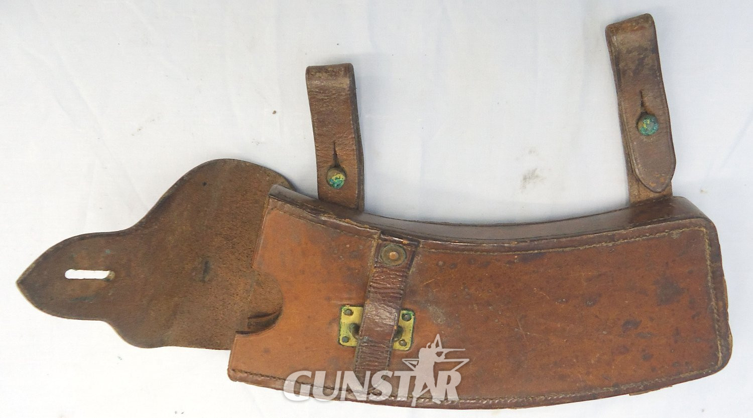  Antique & Militaria